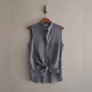 Max Studio Sleeveless Button Down Seersucker Shirt